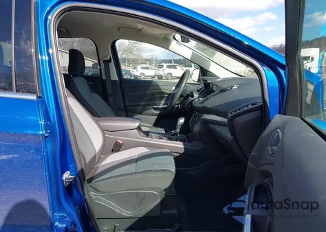 2019 Ford Escape Se from USA, damaged, VIN 1FMCU0GD0KUC49092